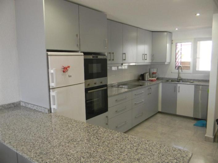 Bonito Apartamento Con Inmensa Terraza Y Piscina Altea Kültér fotó